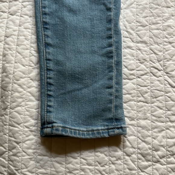 AMERICAN EAGLE AIRFLEX+ jeans. Men’s /boys size 26x28. Light wash. Pockets - Picture 8 of 12